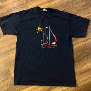 San Diego T-Shirt with Sailboat Design Size L